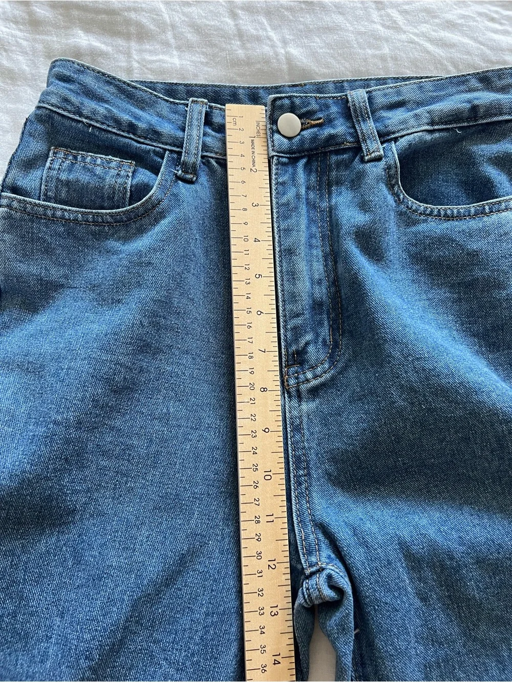SHEIN Women's Wide-Leg Flare Jeans in Medium Blue